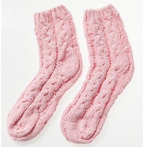NWT Pink Chunky Cable Knit Socks Urban Outfitters